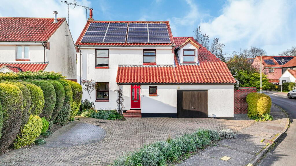 Main image of property: Barley Mead, Danbury, Chelmsford, CM3