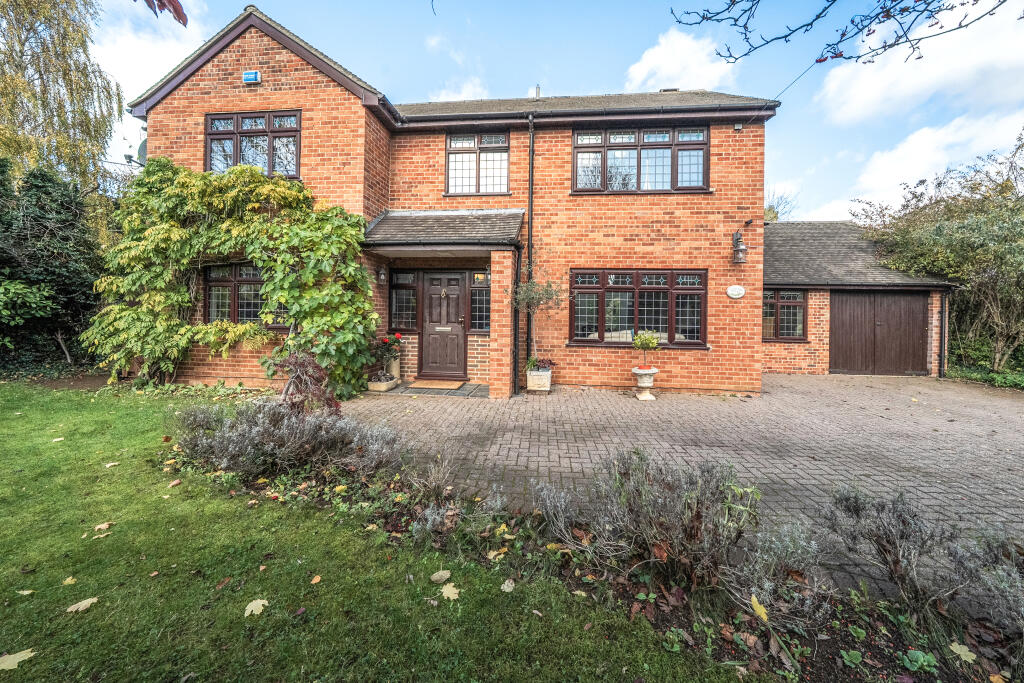 Main image of property: Twyford Grove, Twyford, OX17