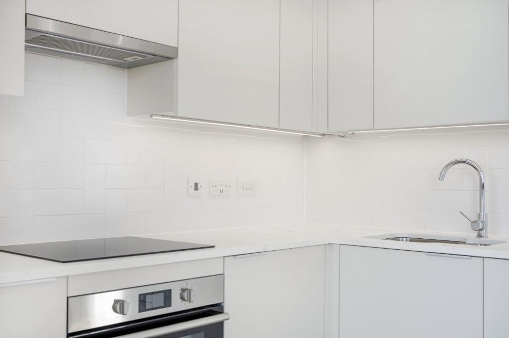 Additional image 37 of Sherlock Quarter, 36 Sherlock Street, B5