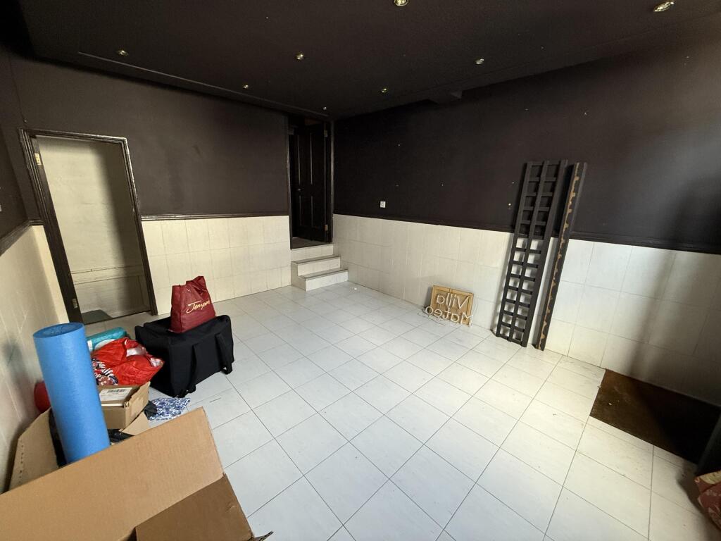 Apartment in Tonbridge - View 2
