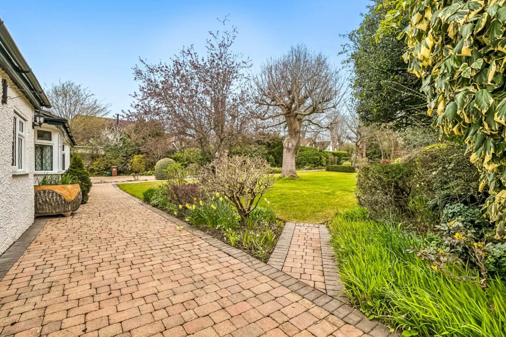 Additional image 28 of Briary Wood Lane, Mardley Heath, Welwyn, Hertfordshire, AL6