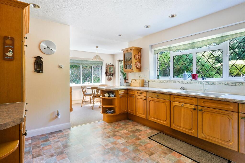 House in Coulsdon, London Borough of Croydon - View 2