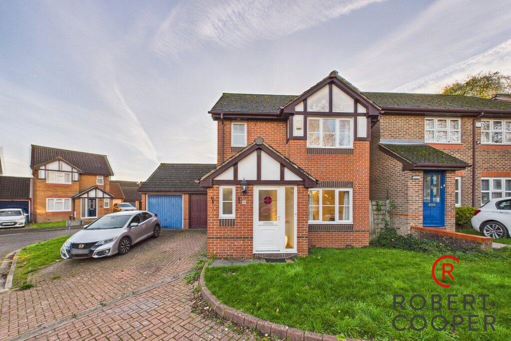 3-bed detached on Wilder Close, Ruislip, Middlesex, HA4, £650,000