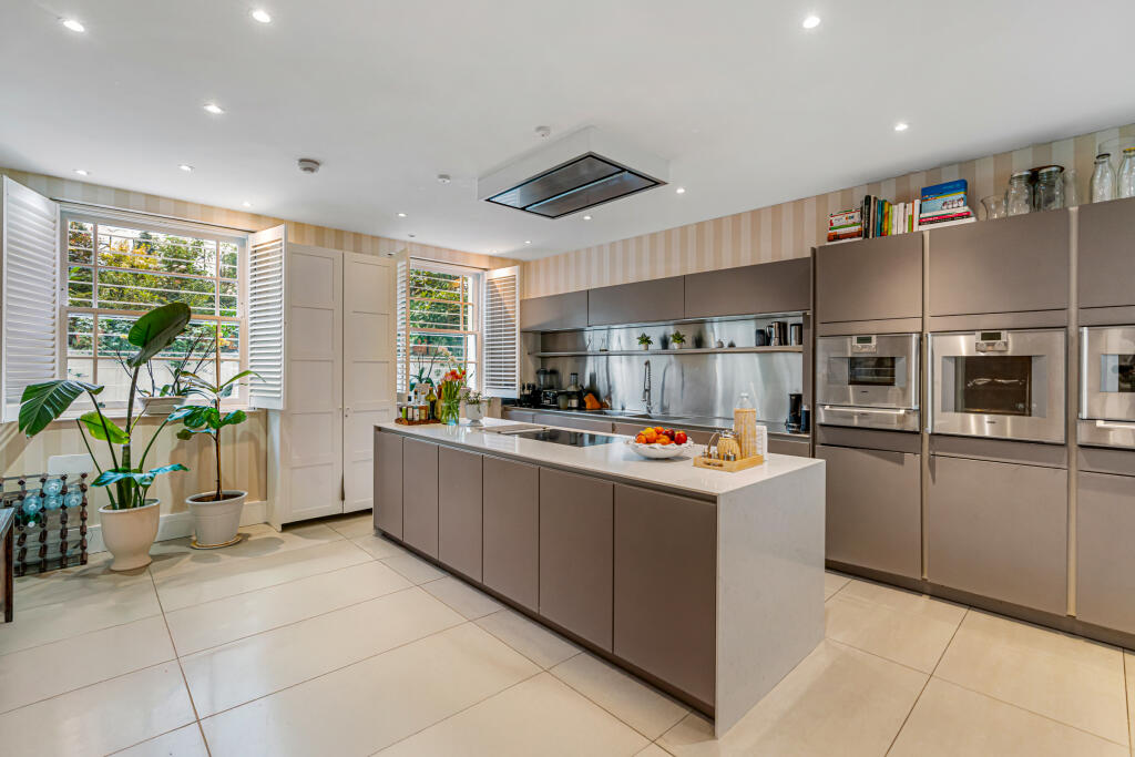 Gertrude Street, Chelsea, London, SW10 – pohled 2