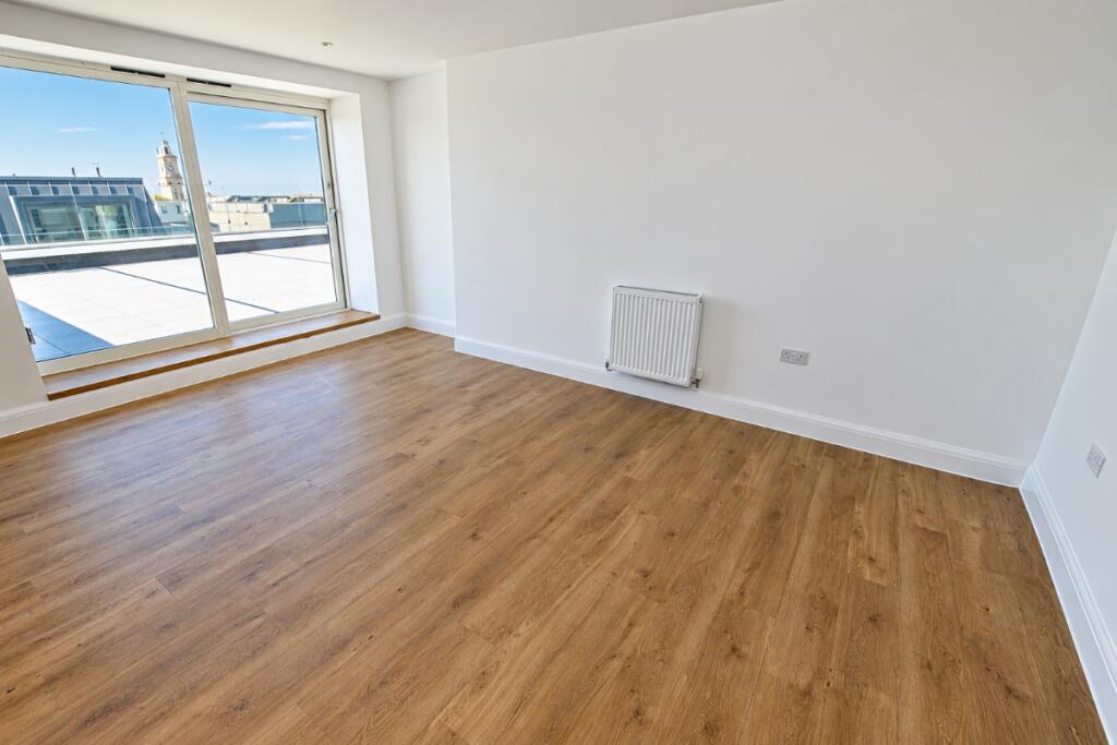 Apartment in Canterbury - More
