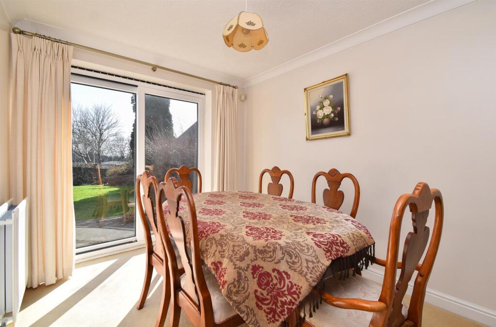 Shingle Court, St. Leonards-On-Sea photo 4