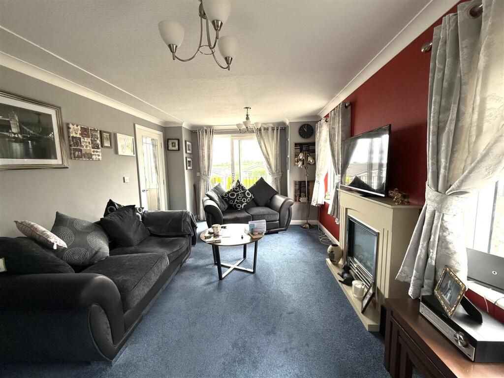 Lower Lodge Park, Rugeley Road, Armitage - View 2