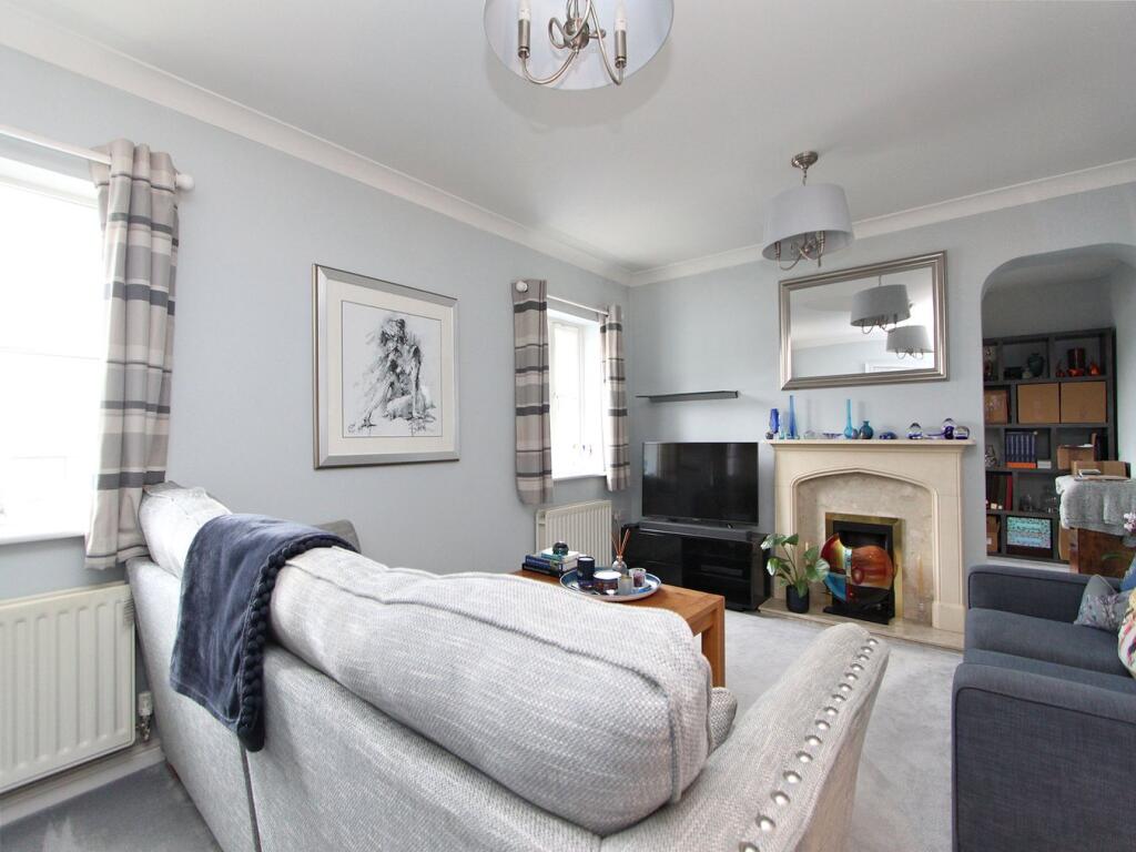 Prowse Close, Thornbury, BS35 photo 4
