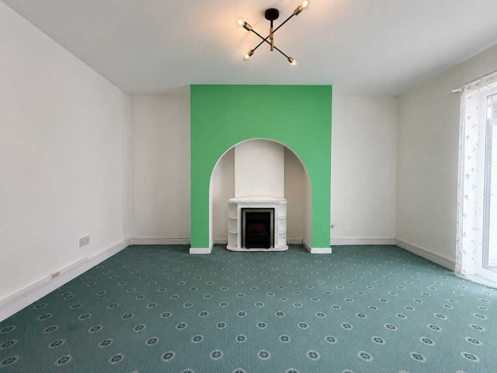 Apartment in Preston - View 5