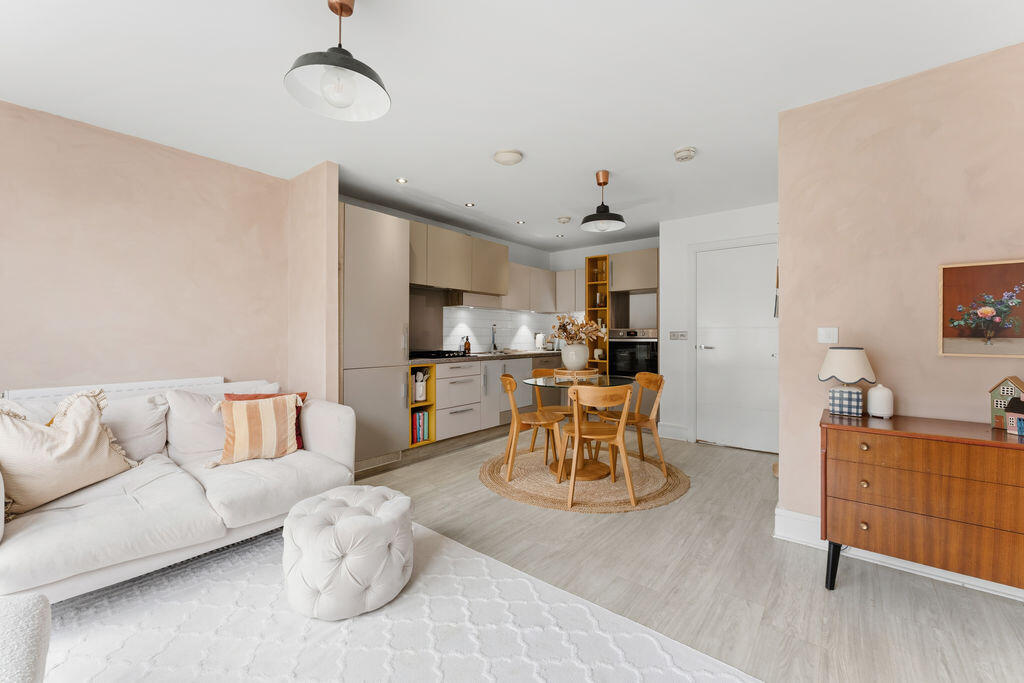 House in Harborough, Leicestershire - View 2