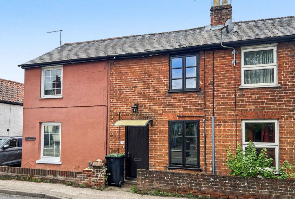 Main image of property: 35 High Street, Sproughton, Ipswich, Suffolk, IP8 3AF