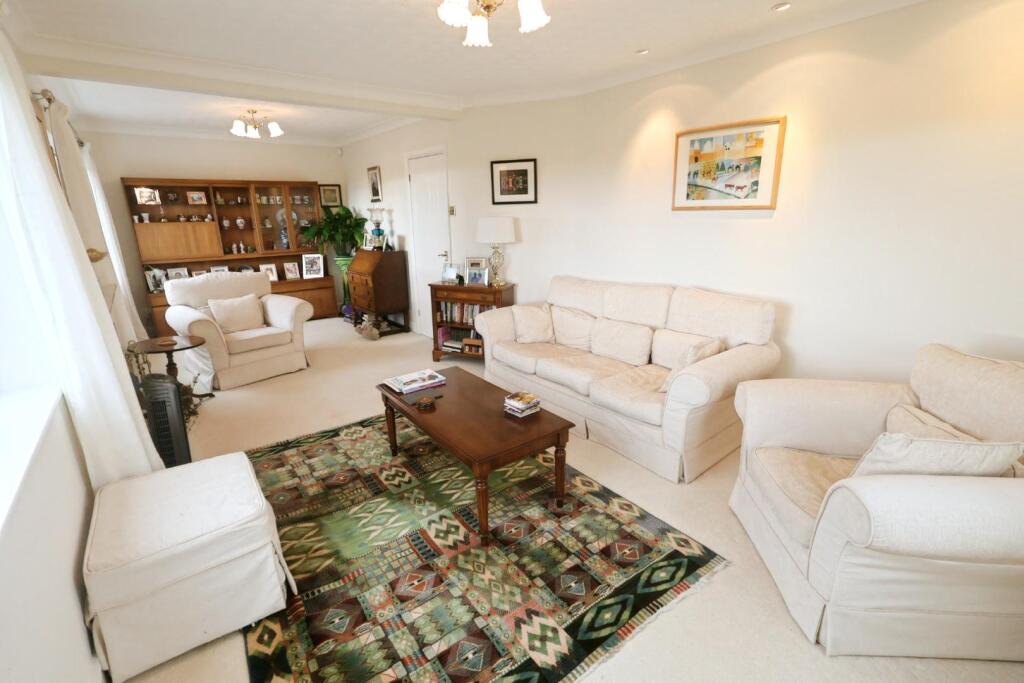 Village Road, Waverton, Chester photo 3