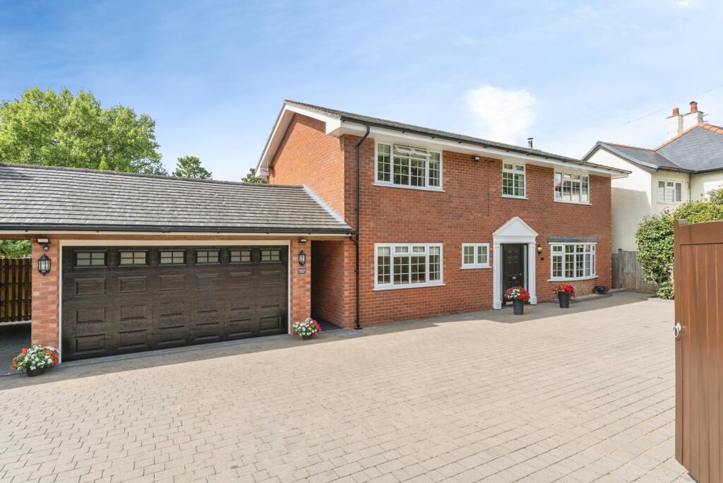 Main image of property: Parkgate Road, Neston, Cheshire, CH64