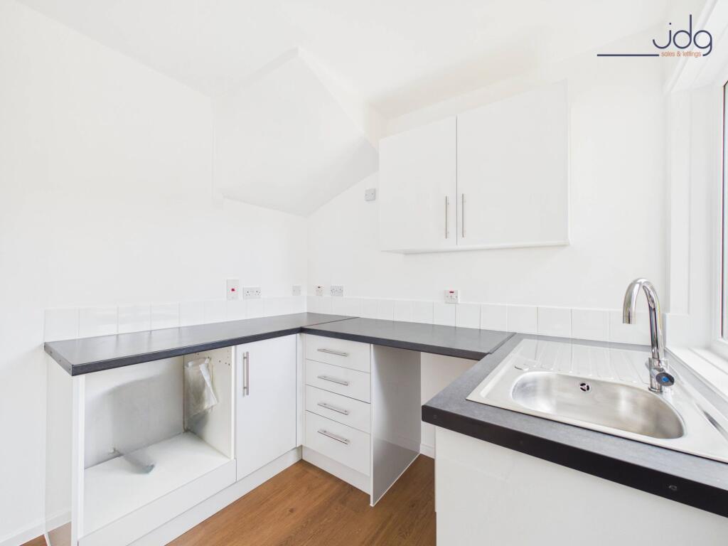 House in Lancaster, Hare Runs, Vale - More