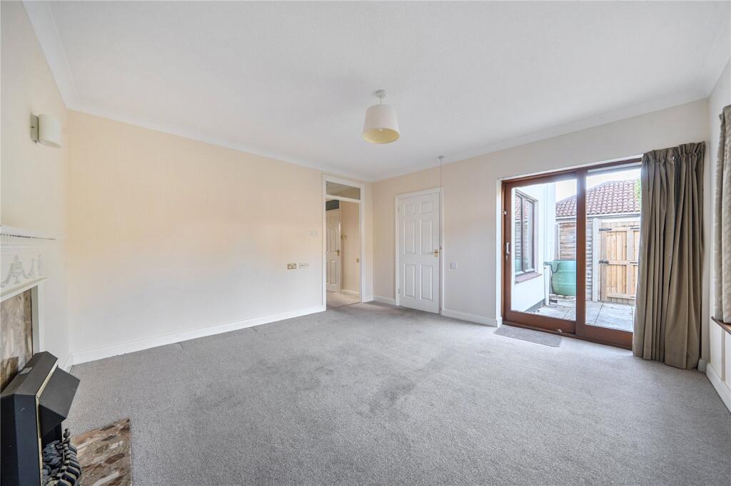 House in Hart, Hartley Wintney - View 4