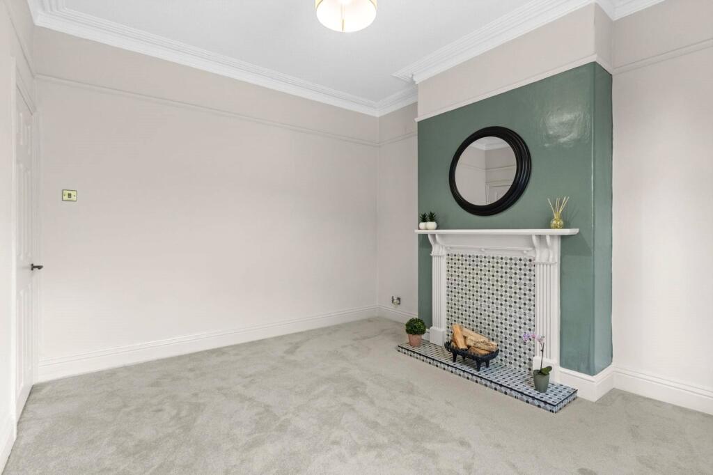 House in Leeds - View 2