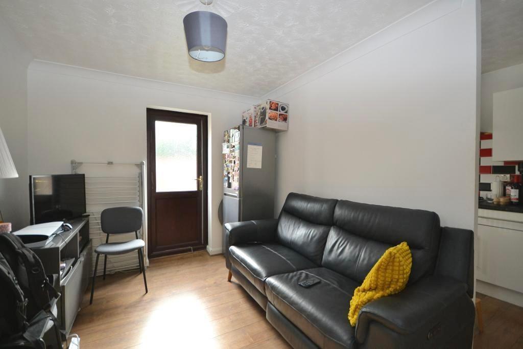 House in Milton Keynes - View 3
