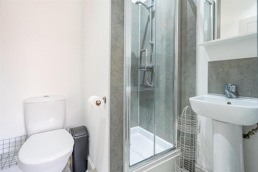 Apartment in York - View 3
