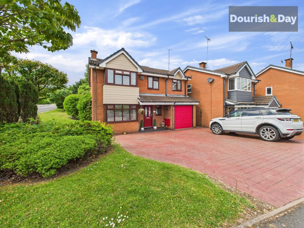 5-bed detached on St. Thomas Drive, Hednesford, WS12, £450,000