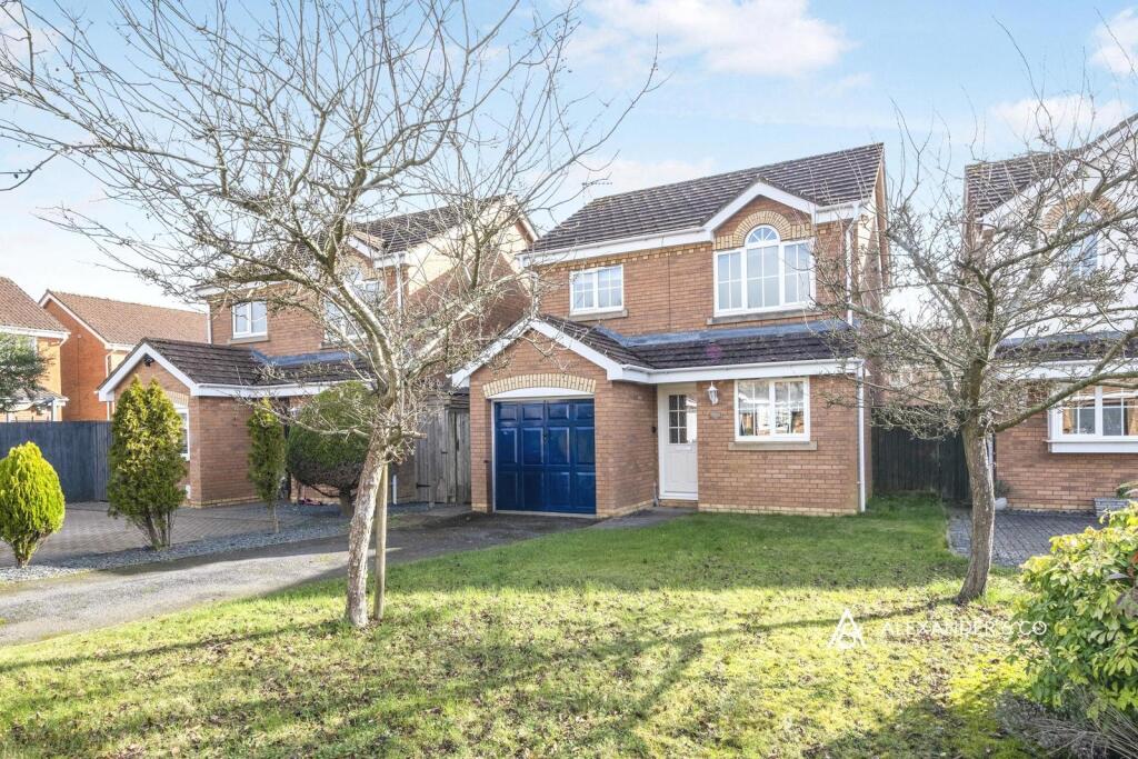Main image of property: Prices Way, Brackley, Northamptonshire, NN13