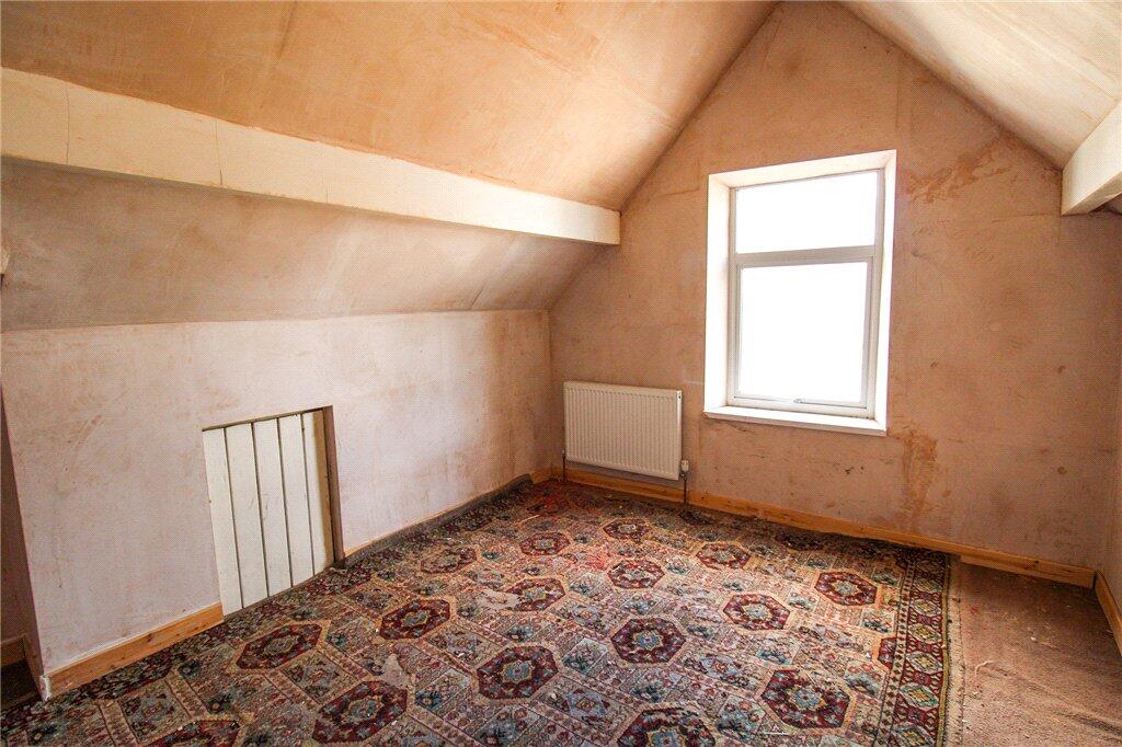 House in Bradford, Aireworth, Keighley - View 3