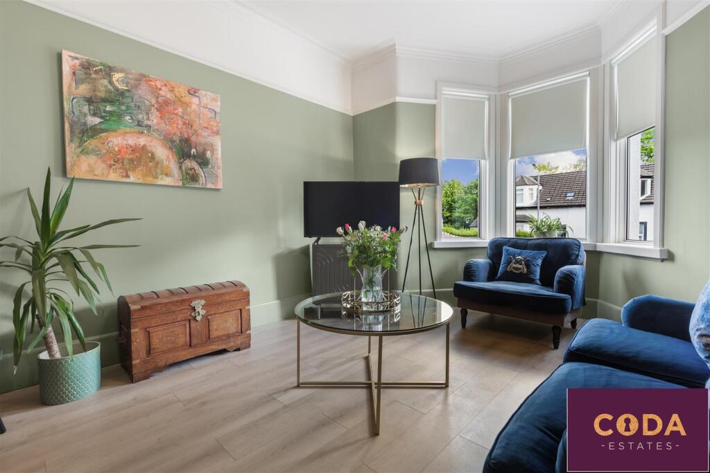 Apartment in Glasgow, Clober, Milngavie - View 2