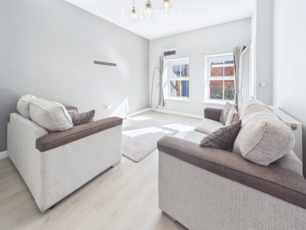 House in York - View 4