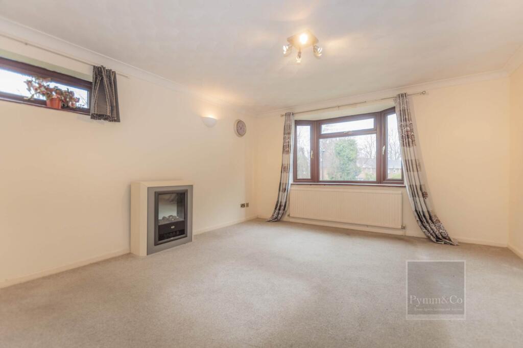 Apartment in Norwich, Mile Cross - View 2