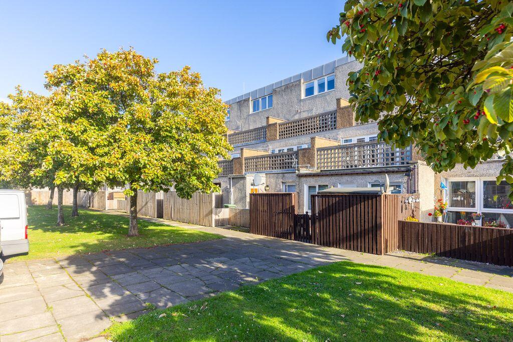 Main image of property: 7a Cairds Row, Musselburgh, EH21 6LF