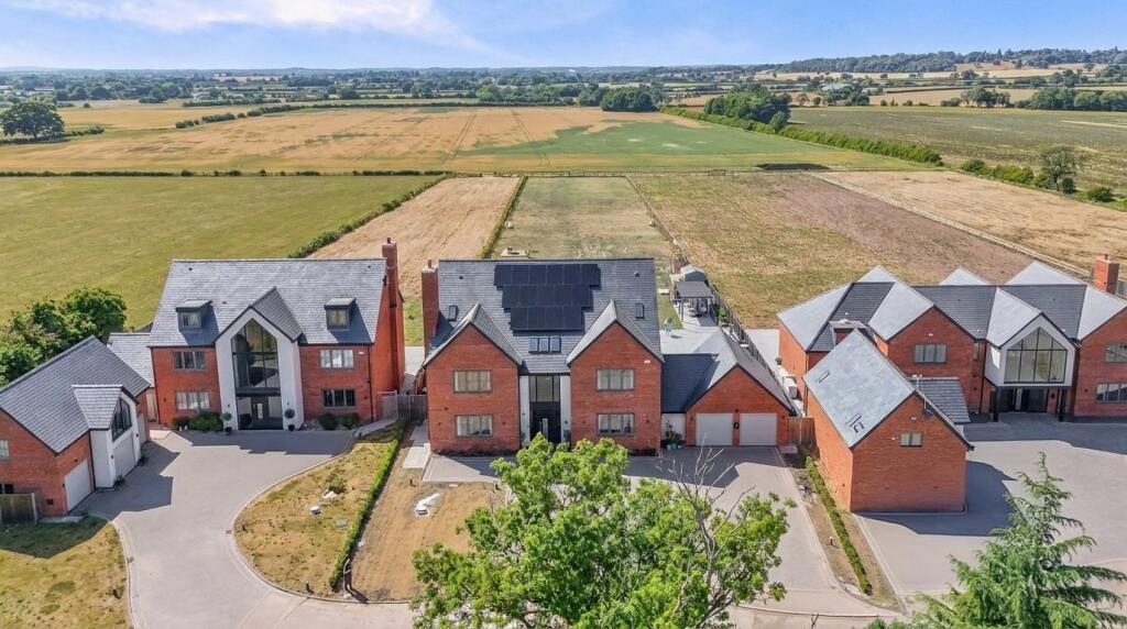 House in Coventry - View 4