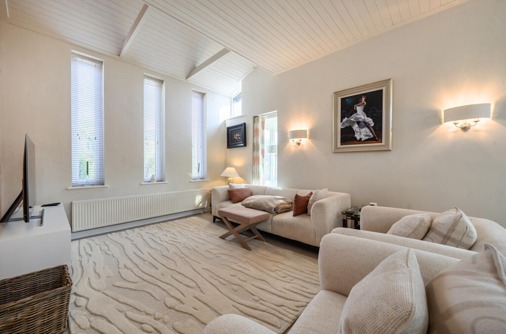 House in Basingstoke, North Waltham - View 4