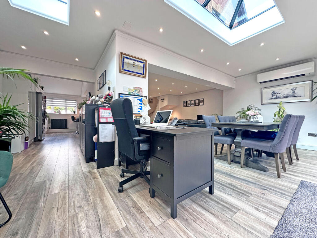 Daisy Meadow, TIPTON, DY4 7BG photo 4
