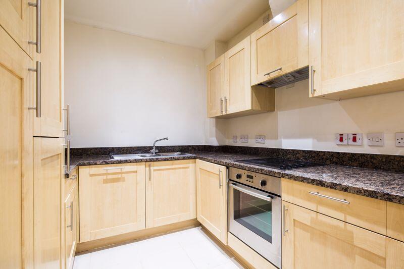 Apartment in London, Spitalfields, Whitechapel - View 5
