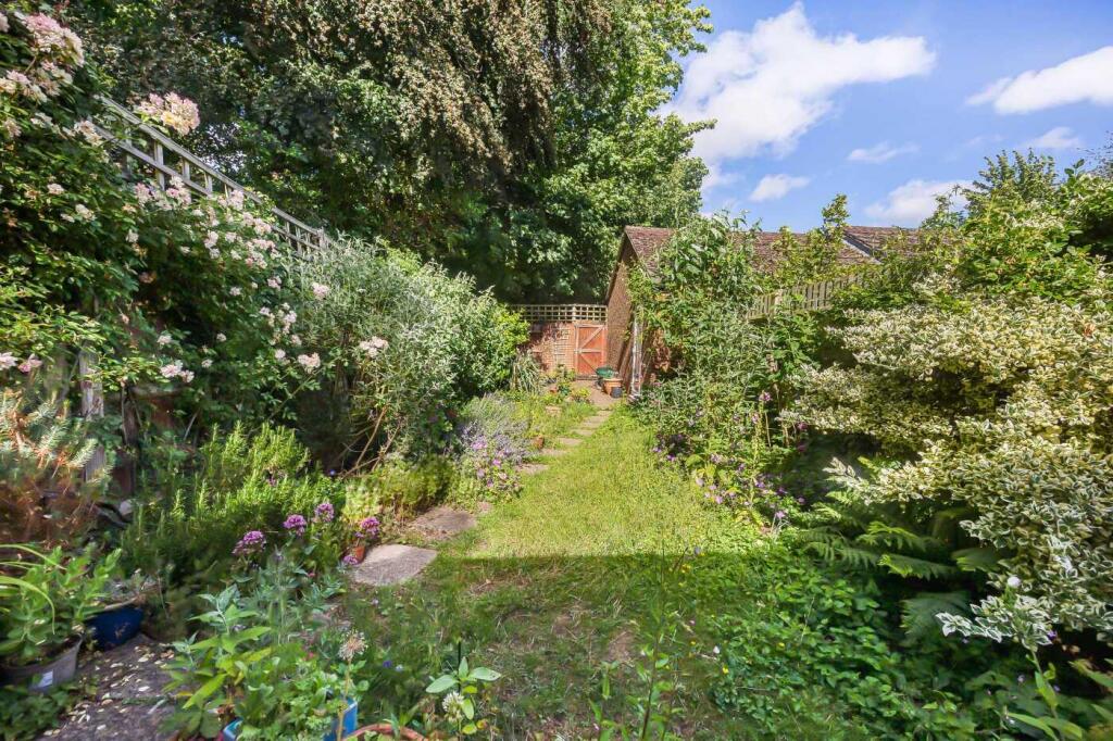 Gravett Close, Henley-on-Thames - View 4