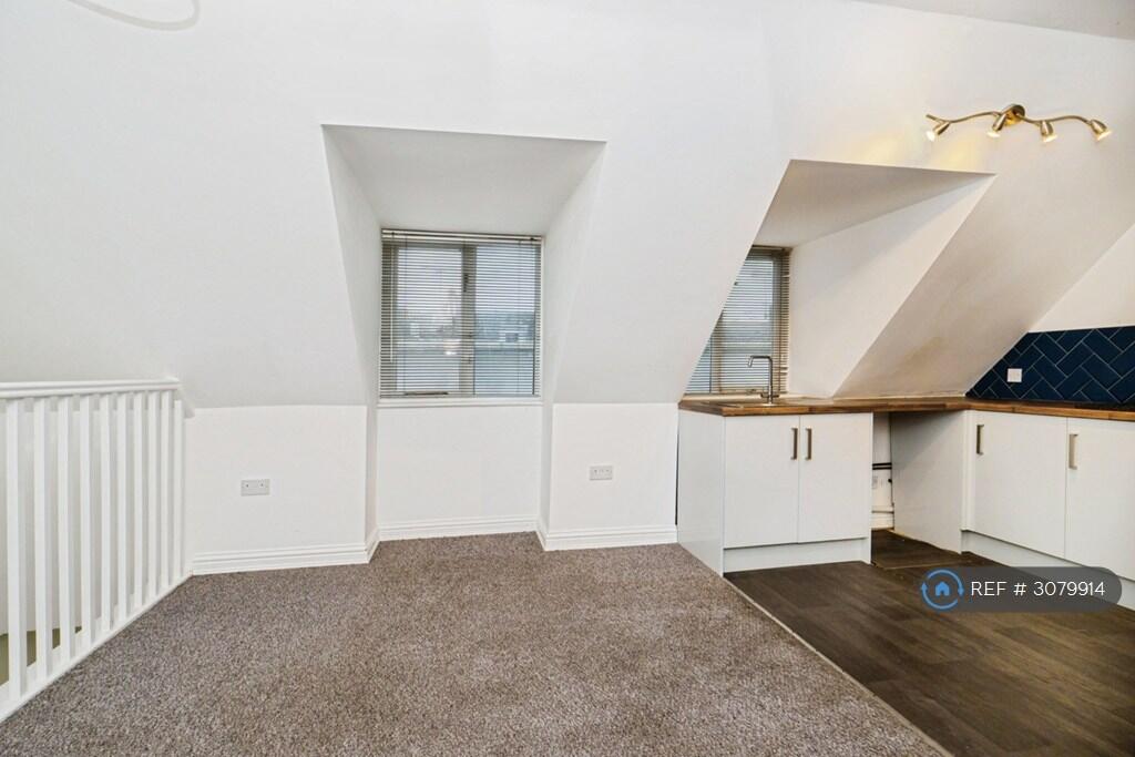 Apartment in Thanet, East Cliff, Ramsgate - View 5
