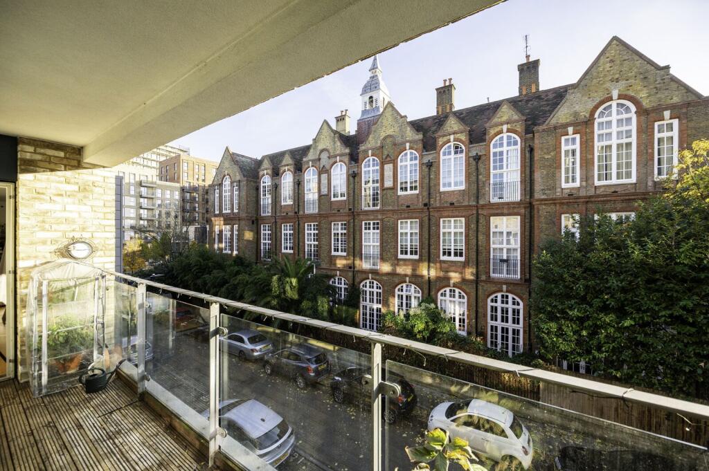 Apartment in London - View 4