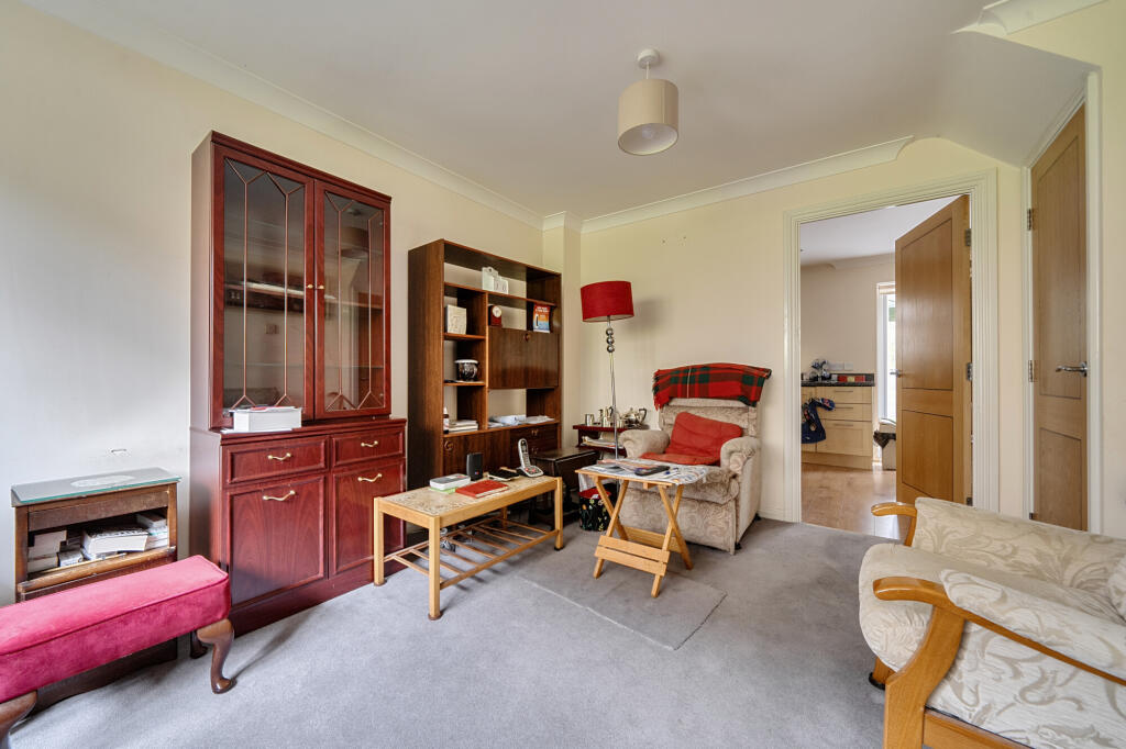 House in Enfield - More