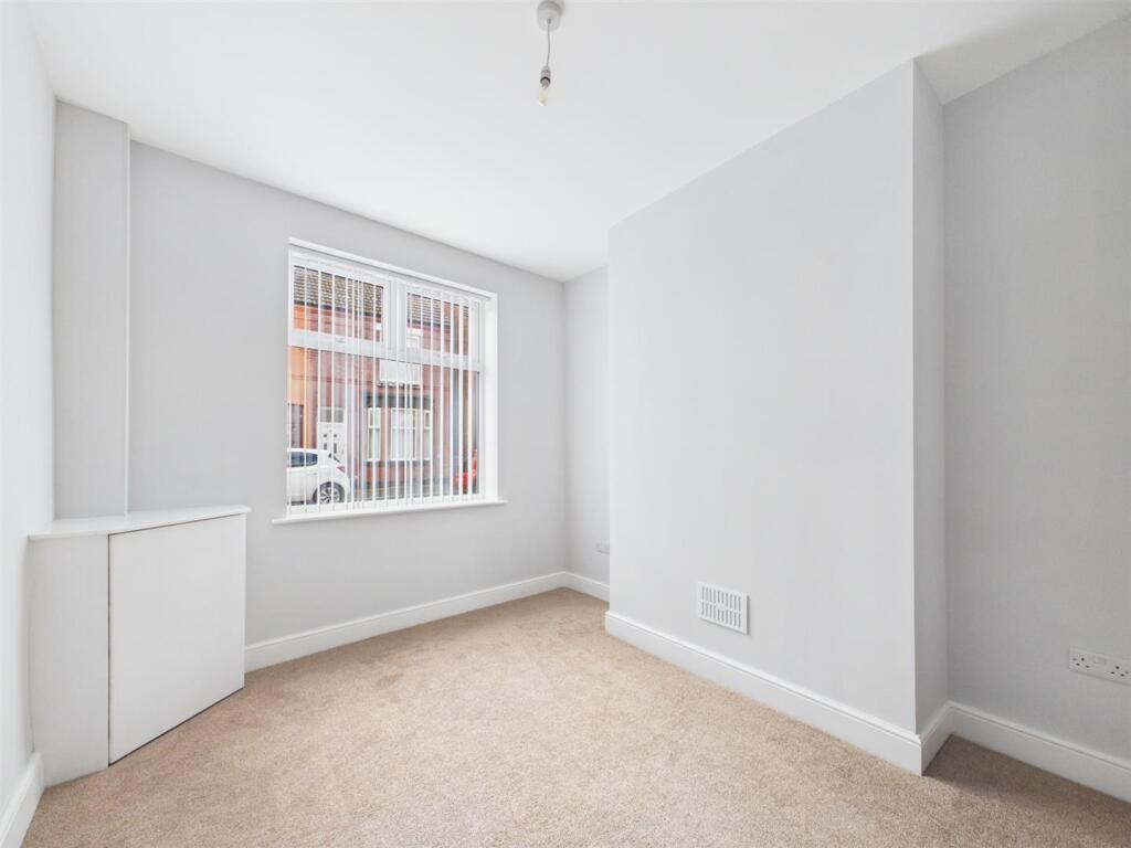 House in Wallasey, Poulton - View 4