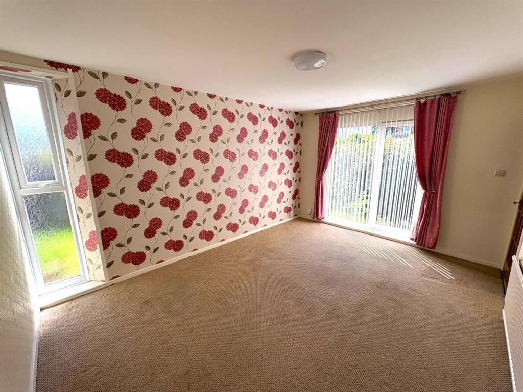 House in Stockton-on-Tees, Norton - View 4