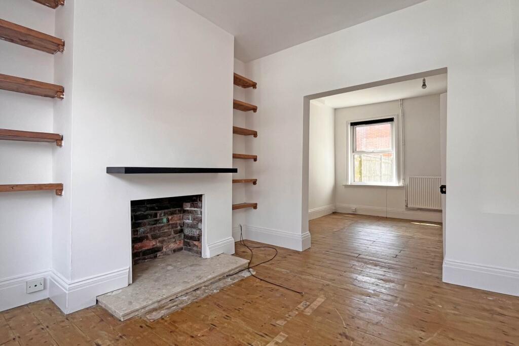 House in Eastbourne, East Sussex - More