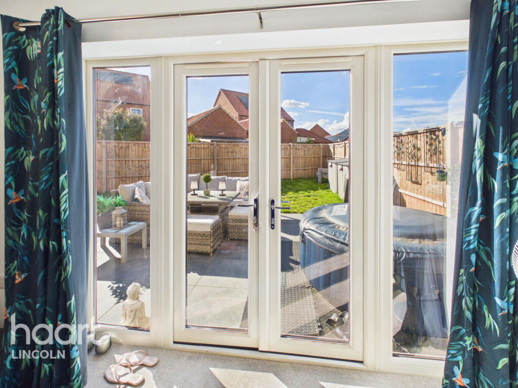 House in Nottingham - View 5