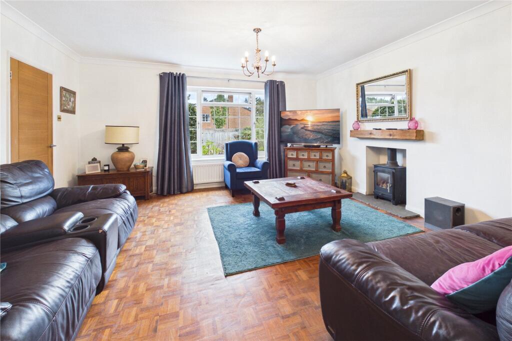 House in Greenham - View 4