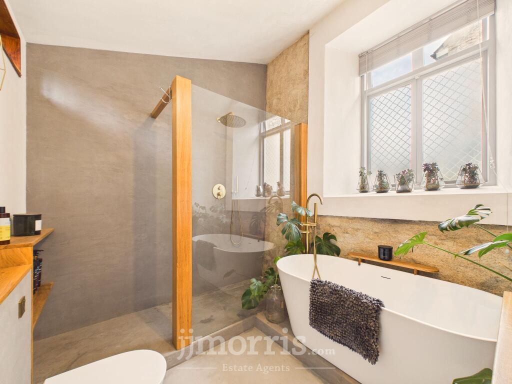 House in Swansea - View 4