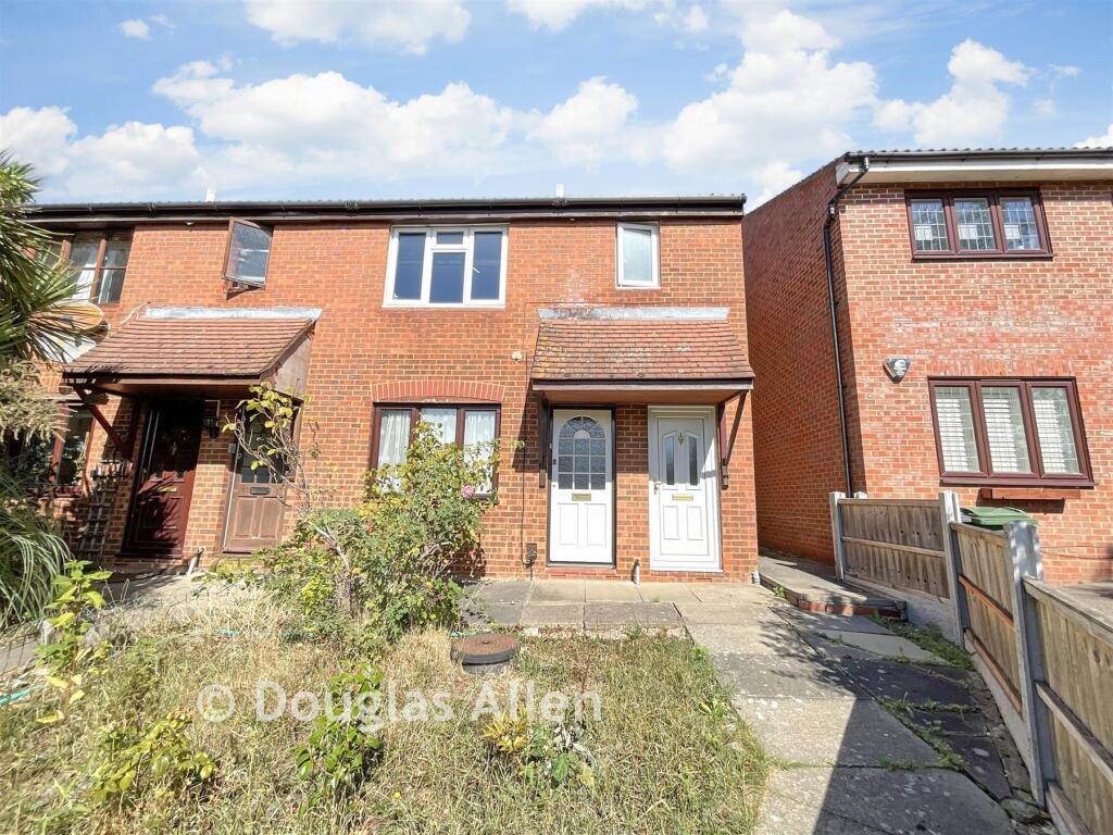 Main image of property: Mapleton Road, Chingford