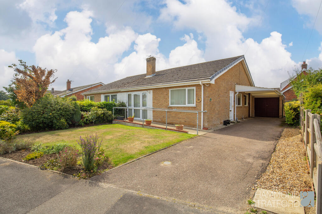 2-bed semi-detached on Park Drive, Hethersett, £250,000