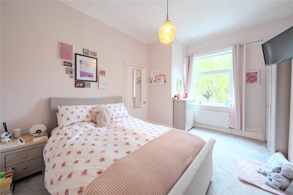 House in Leeds, Calverley - View 4