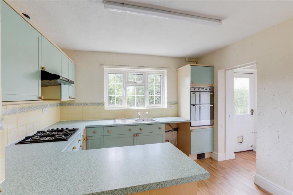 House in Rushcliffe, Keyworth - View 5