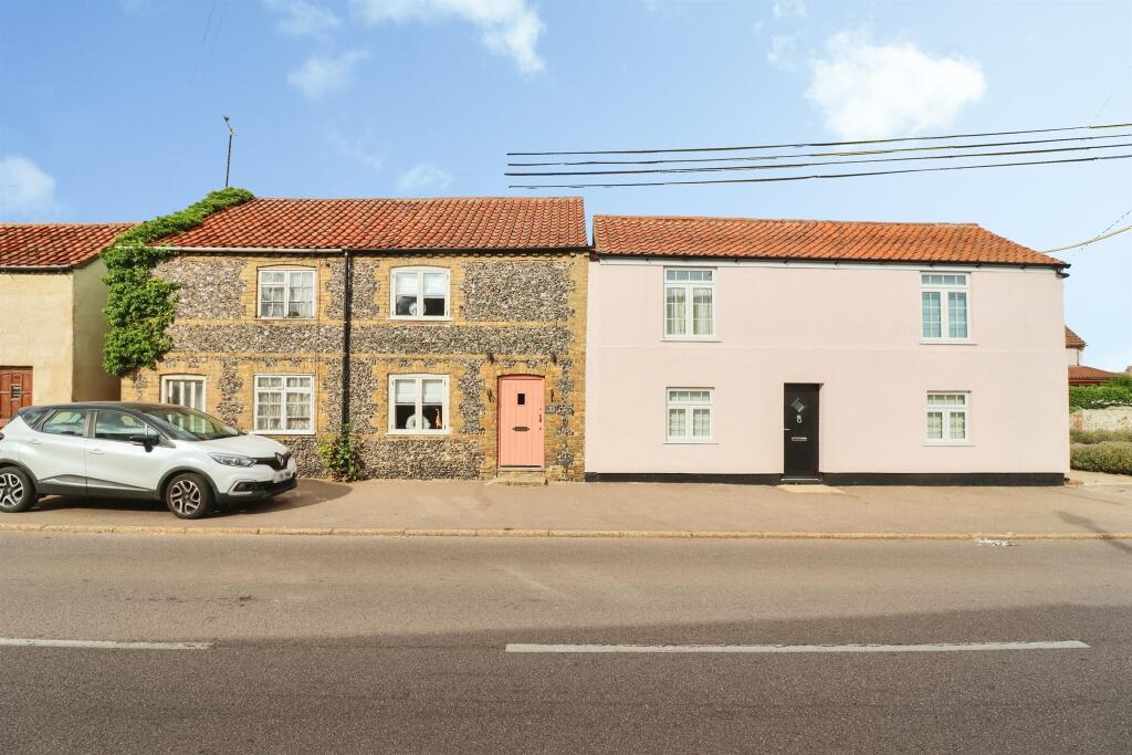 House in Ipswich - View 2