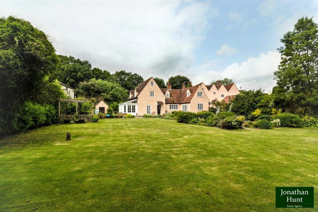 Main image of property: Bethal Cottage, Braughing