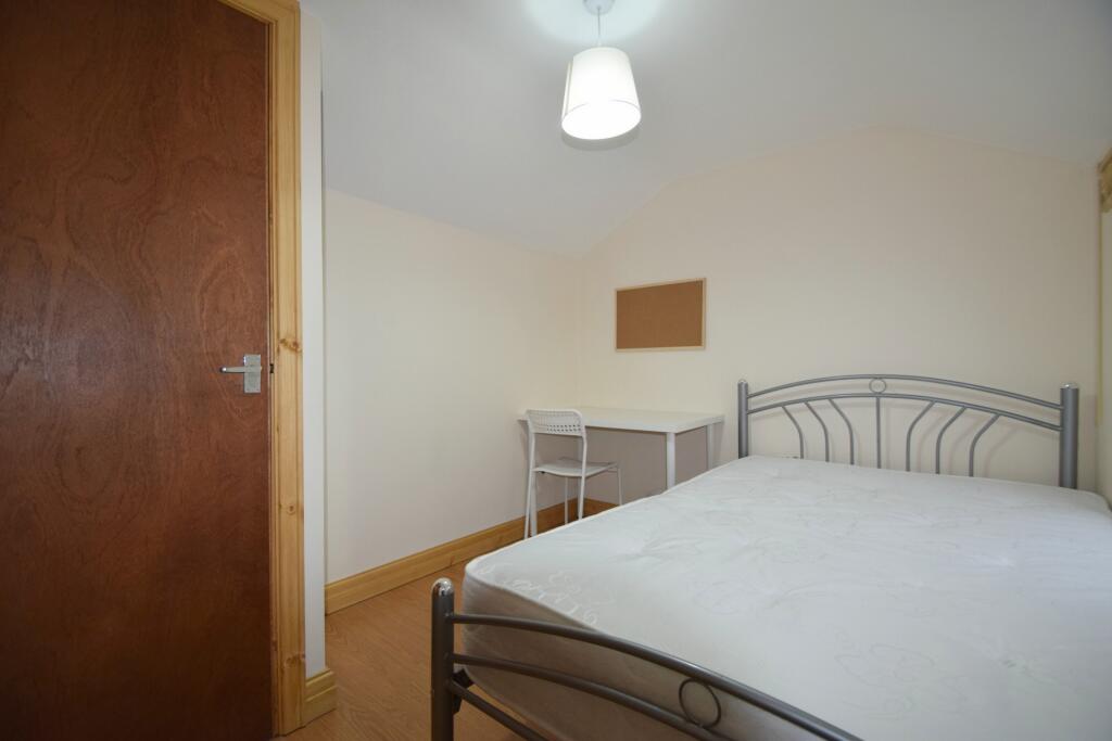 House in Cardiff - More